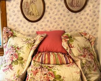Floral Comforter Set