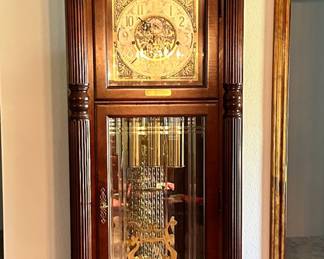 Howard Miller, Great-Grandfather Clock with 8 settings