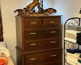 Amish Made  Chest on Chest