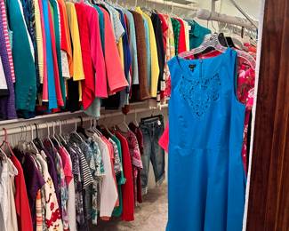 Colorful and Name Brand Ladies Clothing, Most all are Medium Size: Ming Wang, Leslie Belle, Donna Morgan, Tahari, LeSuit, Ralph Lauren, Sarah Arizona, Kasper, Allison Daley, R & K Evening, Alex, Preston & York, Talbots, Tommy Hilfiger, Coldwater Creek, Sigrid Olsen, Shomi, Antonio Melani, Jessica Howard, Calvin Klein, Ruby RL, Investments, Tanjay, Peter Nygard, Bala Bala, City Girl...&nbsp;&nbsp;