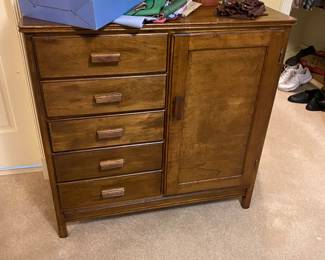 Small 5 drawer chest