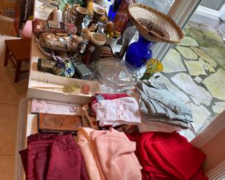 linens, lots of misc