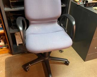 Desk chair 