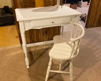 white desk and chair