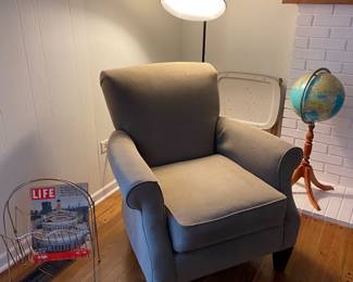 Armchair by Broyhill