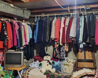 Unmarked Clothing