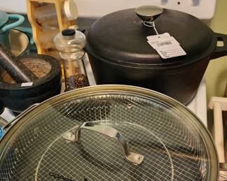 Copper Chef steamer, VTG Cast Iron Dutch Oven
