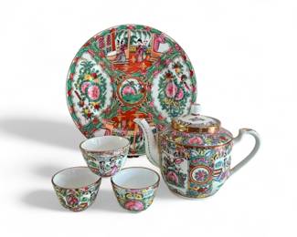 Vintage Rose Medallion