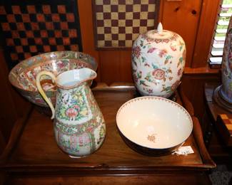 Chinese Export porcelain 