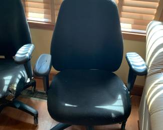 #103 Executive Chair - as is wear $20.00
#104 Executive Chair - as is wear $20.00
