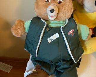 #161 doll br3 Teddy Ruxpin in hunting outfit as is missing boot $25.00