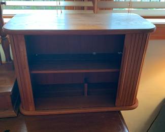 #67 Mid-Century Accordion Storage Unit w/1 shelf - 18x8x12 $30.00