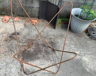 #173 Patio Butterfly Frame Chair (pattern is available to make the seat) $20.00