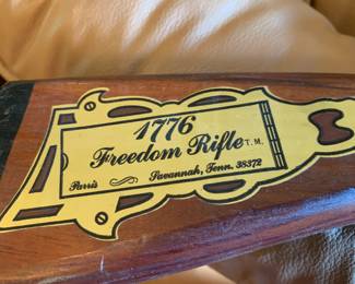 #124 Vintage 1776 Freedom Rifle Single Shot 37" Cap Gun $30.00