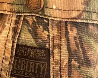 #201 clothes Liberty camo cover all size Xlarge $20.00
#202 clothes liberty camaflaug overalls size Xlarge $20.00