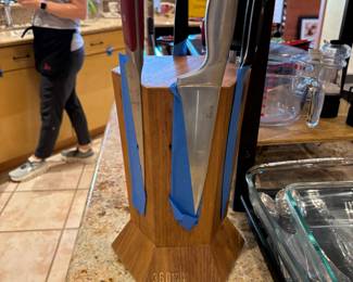 360 Knife Block