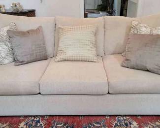 "Lake Oconee: Reynolds Landing" in Greensboro, GA. Closing on Sat 5/18 at 8p. Pickup: Mon 5/20 12-6p. Please click here to view more photos, descriptions, and current bids:&nbsp;https://ctbids.com/estate-sale/28706