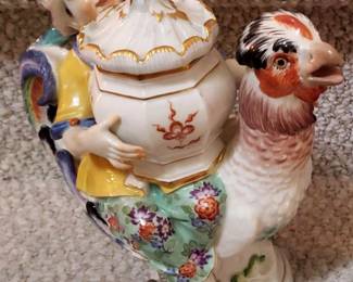 "Lake Oconee: Reynolds Landing" in Greensboro, GA. Closing on Sat 5/18 at 8p. Pickup: Mon 5/20 12-6p. Please click here to view more photos, descriptions, and current bids:&nbsp;https://ctbids.com/estate-sale/28706