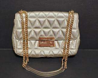 "Lake Oconee: Reynolds Landing" in Greensboro, GA. Closing on Sat 5/18 at 8p. Pickup: Mon 5/20 12-6p. Please click here to view more photos, descriptions, and current bids:&nbsp;https://ctbids.com/estate-sale/28706