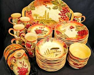 "Lake Oconee: Reynolds Landing" in Greensboro, GA. Closing on Sat 5/18 at 8p. Pickup: Mon 5/20 12-6p. Please click here to view more photos, descriptions, and current bids:&nbsp;https://ctbids.com/estate-sale/28706