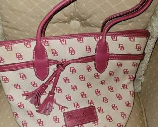 Dooney & Bourke handbag 