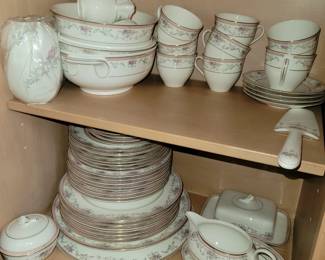 Christopher Stuart Spring Crest