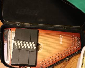 Oscar Schmidt  21  Autoharp