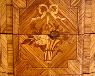 detail-marquetry