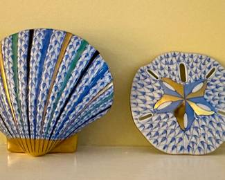 Herend Scalloped Shell (left) & Herend Sand Dollar
