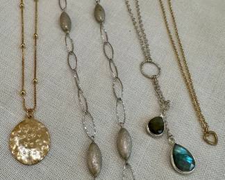 Pretty Fashion Necklaces