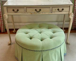 Tufted Ottoman 