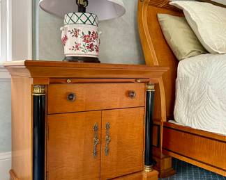 (2) Thomasville Furniture Nightstands