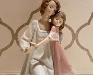 Lladro Figurine