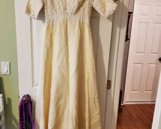 Vintage wedding dress
