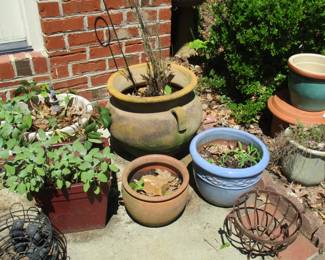 Lots of Pots