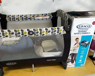 Graco Portable Crib