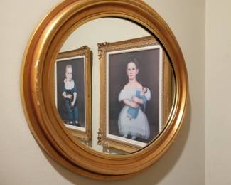 Gilded round wall mirror