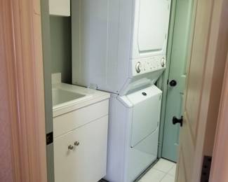 Maytag washer/ GAS dryer combo