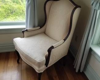Gracious accent chair