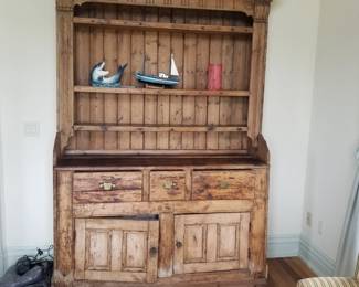 Rustic hutch
