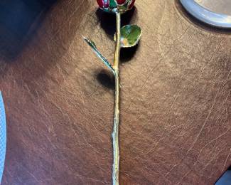 gold dipped rose