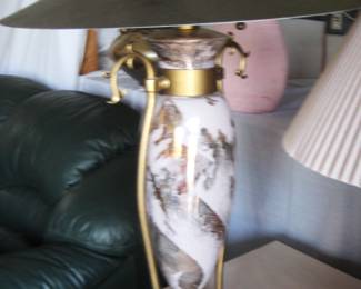 TABLE LAMP AND MATCH FLOOR LAMP