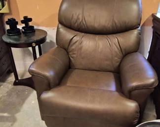 Leather recliner