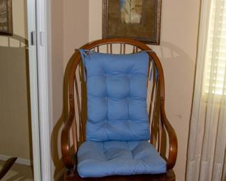 Wooden rocking chair 