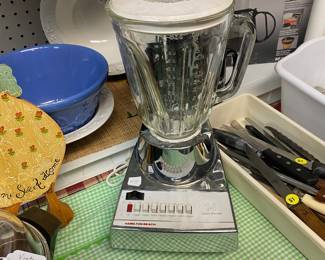Vintage HAMILTON BEACH 14 Speed Stainless Blender with Glass Pitcher