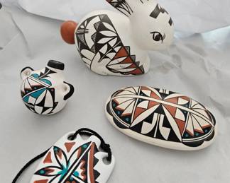 Isleta Pottery