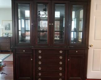 Matching Bassett China cabinet. Great value. 