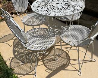 Mesh Metal 5 pc outdoor furniture set