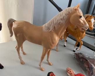 The Best of the West, Johnny West, Thunderbolt 