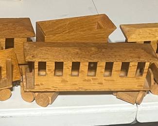 Vintage 6 pc wooden Train